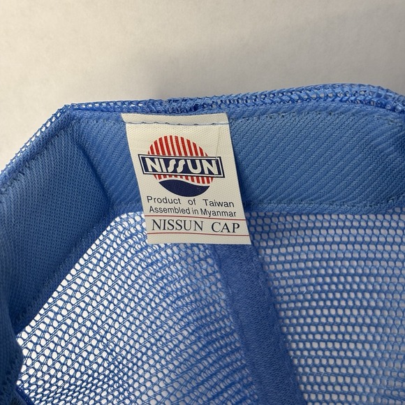 NY Yankees Loyal Origins Unisex OSFA Baby Blue White Trucker Hat Embroidered MLB - Picture 3 of 5